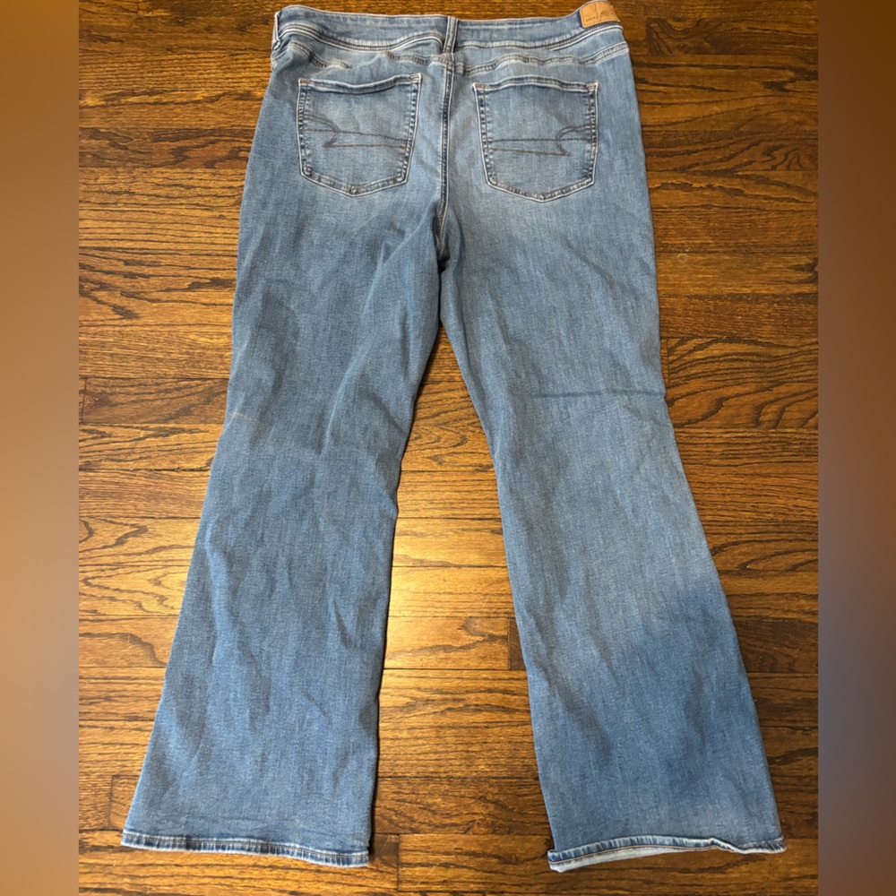 American Eagle Plus Size Wideleg Flare Next Level Stretch Jeans - Picture 5 of 5